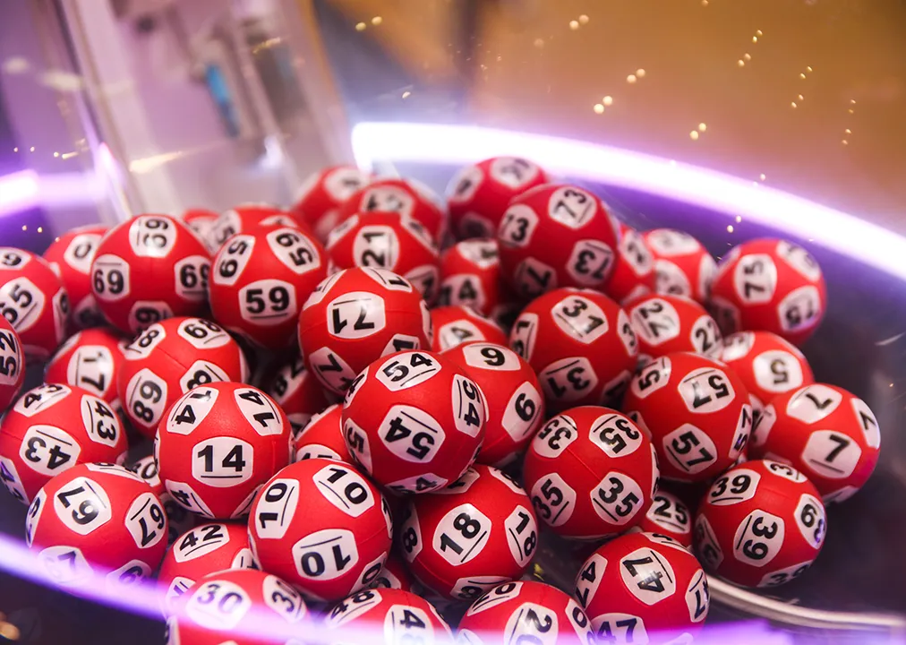 Gravity Pick Lottery Machine